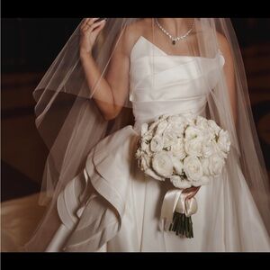 Elegant White Wedding Dress- Size 2-4; Mikado fabric